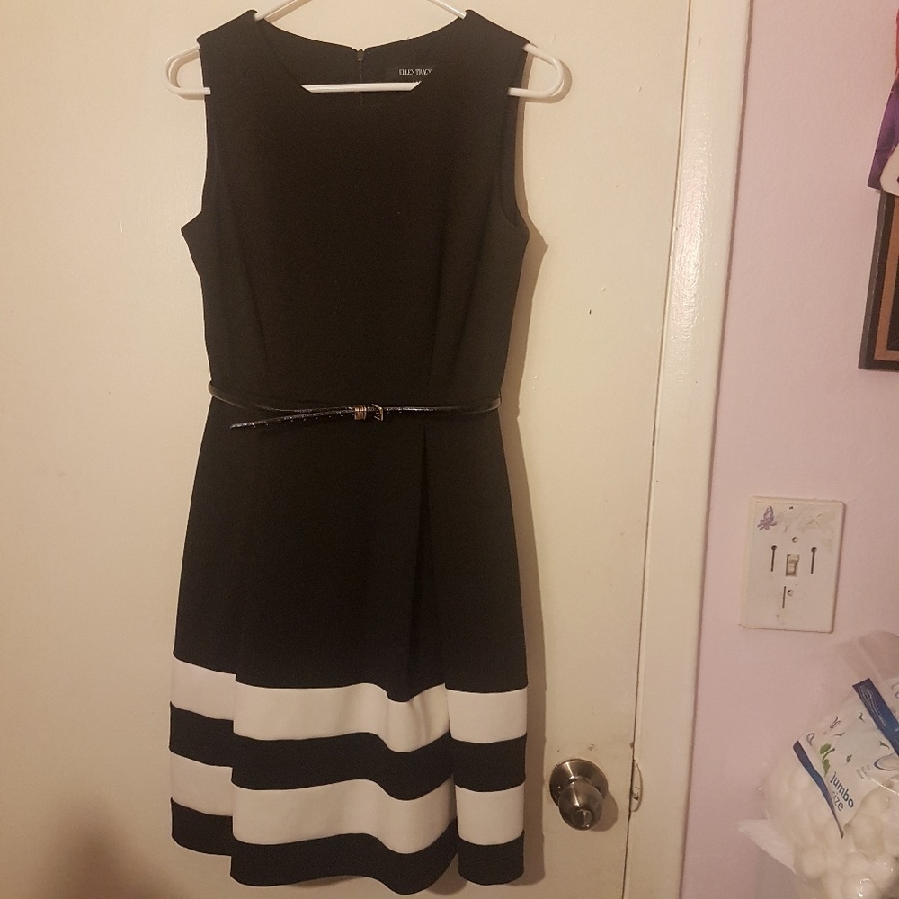 Ellen Tracy dress w/ slim belt